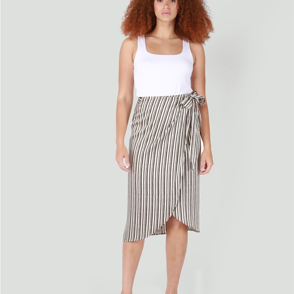 BLACK TAPE Striped Black and White Women's Skirt